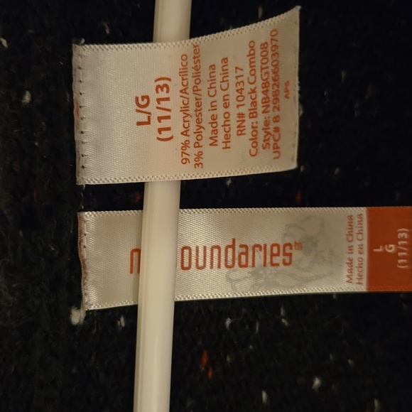 Sweater - Picture 2 of 4